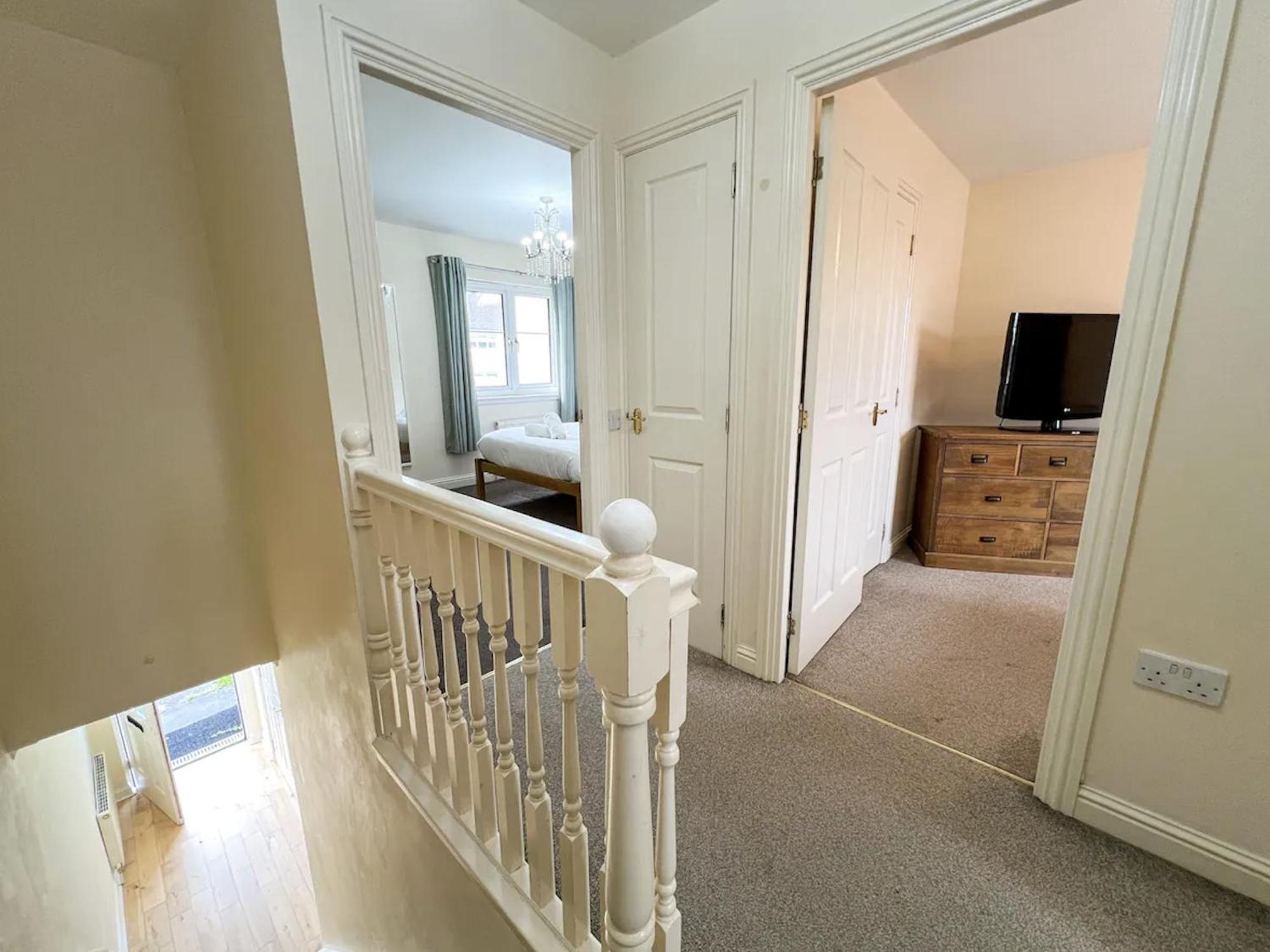 Glasgow Central - Entire House - Free Parking , Free Super Fast Wifi , Private Garden & Parking Security 外观 照片
